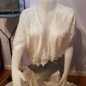 White Lacy Shrug (5x?)
